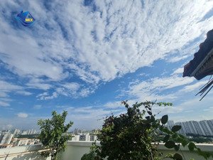 bán penthouse sky garden phú mỹ hưng, quận 7- 5 phòng, có sân thượng, sổ hồng, đang cho thuê