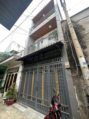 nhà đẹp bình tân - 3 tầng - 3pn hẻm 4m - sát aeon tân phú - chỉ 4.75 tỷ