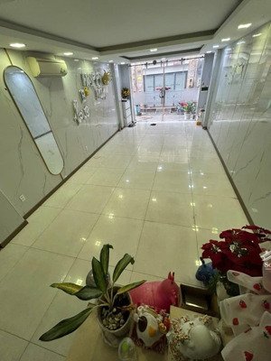 chạm là chốt - hxh ngay trục phạm văn đồng - nhà thang máy - 6 tầng btct - 70m2 - giá 13,8 tỷ