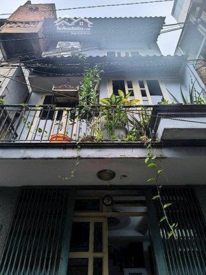 sát quận 1 điện biên phủ. dtsd 85 m2 - 3 tầng btct. khu vip bình thạnh chỉ 4.2 tỉ vị trí trung