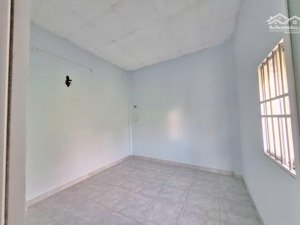 nhà bán gần cầu long kiển, đường lê văn lương, nhà bè.