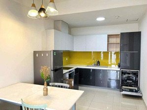 sẵn sổ hồng, bán nhanh căn 2pn tầng cao, view trực diện đảo kim cương the sun avenue