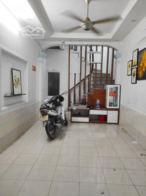 chủ gấp bán nhà thanh xuân vài bước chân ra phố ba gác đỗ cửa 38m2*4t giá chỉ nhỉnh 6 tỷ