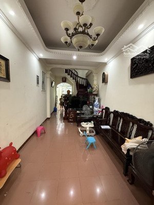 hoàng minh đạo phân lô hàng không, dân trí cao, ôtô vào nhà, dân xây cực chắc, ô chờ thang máy