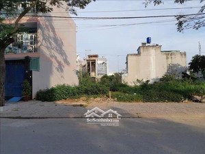 con du học cần tiền gấp, chính chủ bán gấp lô đất 100m2 trung tâm phường thành phố hà nội.