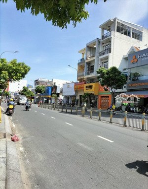 mặt tiền kinh doanh ngay luỹ bán bích - đầm sen - 64m2 (4.1x16m) - 3pn mới đẹp vừa ở vừa kinh doanh