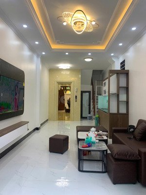 bán nhà đường liên mạc, bắc từ liêm 35m2x5 tầng thang máy cực đẹp cách đường ô tô tránh 10m, 5,5 tỷ