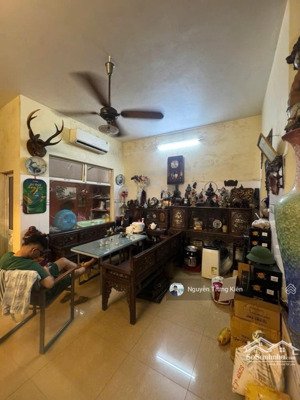 bán nhà 68m2 đường 19.5 trung tâm văn quán. 13,x tỷ. nhà 3 tầng to đẹp - cổ kính