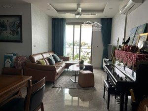 cần bán midtown, khu mới nhất, dt 116m2, 3pn, 2wc, full nội thất, view sông. lh 
