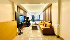 bán nhà lâm hạ 45m 7 tầng mt4m gara, thang máy, full nội thất giá 16,8 tỷ