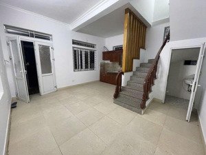 nhà 30m2 x 2 tầng tây mỗ, ngõ nông thoáng, gần trường học, chợ, giá 4.6 tỷ, lh 