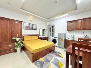 ở ngay! căn hộ full nội thất cao cấp ngay bờ kè hoàng sa giáp q.3, q.10 có thang máy - siêu an ninh