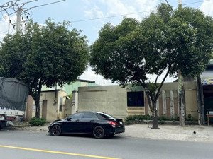 bán lô đất siêu đẹp 960m2(ngang 18m,dài 70m.)mặt tiền đường lê văn khương,phường thới an.q12