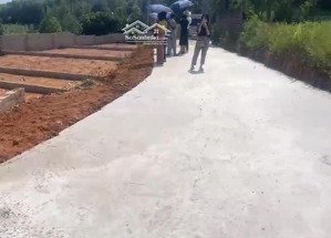 bán đất thôn kép - hương sơn - bắc giang gần khu cn hương sơn 140m chỉ 950tr lô góc oto thông vào