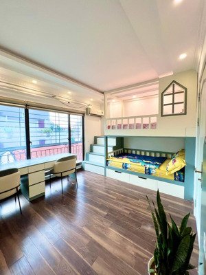 hiếm! nhà gần aeon mall long biên, ngõ rộng, ở ngay, kinh doanh tốt!