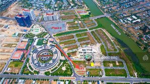 bán lô đất fpt kẹp vệt phân khu v6 vị trí hiếm có -111m2 giá 7,x tỷ