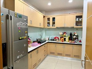 nhanh tay khách ơi. cả chung cư đc 1 căn bán ạ. hàng hót ạ bán căn hộ him lam chợ lớn 90m 2pn2wc