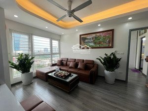 chính chủ bán căn 2pn2vs 70m2 tầng 15 ct2 giá 5,8 tỷ bao thuế phí - quan tâm liên hệ : 