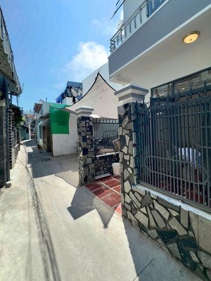 bán nhà hẻm 141, đường hương lộ ngọc hiệp, nha trang, khánh hòa.