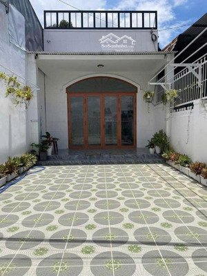 nhà hẻm xe hơi -dt: 109mcó 50m thổ cư-giá: 2 tỷ 7- an phước, long thành