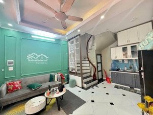 nhà đẹp trần phú trung tâm hà đông, 5 tầng sang trọng, vài bước ra hồ văn quán!