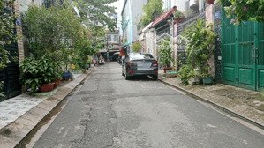 gấp bán nhà mới 4 tầng, hẻm 8m, quang trung, p14,gò vấp, dt 4x18, xe hơi ngủ nhà., chỉ 9,9 tỷ-tl