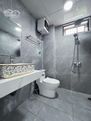 thanh am long biên nhà mới toanh - hàng cực hiếm.