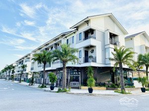 bán shophouse 3 tầng trung tâm dự án centa city vị trí đắc địa, sổ đỏ trao tay, giá chỉ 6,85 tỷ