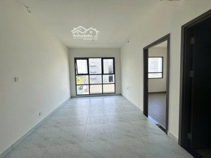 chủ nhà cần bán gấp 1 phòng ngủ tầng đẹp, giá rẻ nhất thị trường 2.06 tỷ