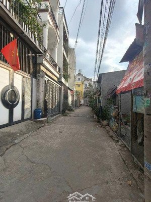 hẻm cạn xh đs2 trường thọ 88 m2 (5.5x15) - c4 - chỉ : 6.2 tỷ tl