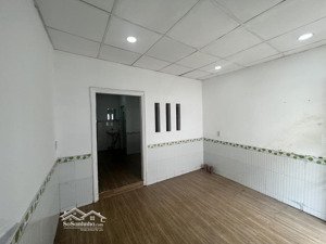 bán nhà hiệp bình phước, ql13, sổ hồng riêng, k quy hoạch, lỗi phong thuỷ, giá 2,3tỷ