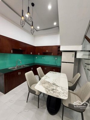 nhà đẹp 3 tầng lò lu ,trường thạnh ,q9 giá: 5.4 tỷ (gặp chủ có thương lượng tốt) dt: