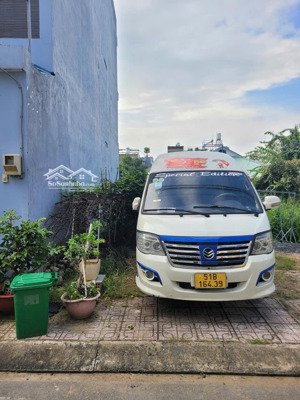 bán lô đất hẻm 568 lê văn việt gần ngã 3 mỹ thành. 64m2, giá 4,7 tỉ