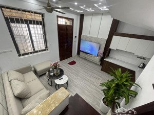 nhà đẹp đón tết- sát phố- ngõ rộng, thông tứ tung- hàng xóm star lake hưởng trọn tiện ích kđt hiện