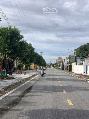 bán đất đường trục chính biển hải tiến