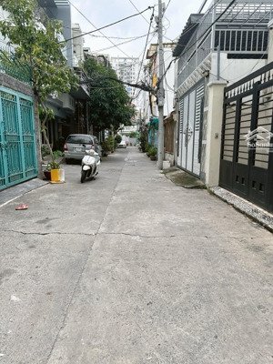 bán nhà 3 tầng, hẻm xe tải, ngang 5m vuông vức, đường lý phục man 74m2, chỉ 5 tỷ nhỉnh