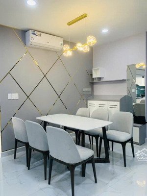 bán căn 3pn - 96.5m2, giá 3 tỷ tầng cao đầy đủ nội thất, sẵn sổ