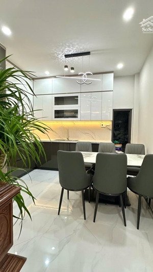 nhà phố minh khai ô tô 7 chõ vào nhà, diện tích 45m 5 tầng nhỉnh 12 tỷ