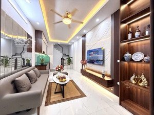 bán nhà riêng tại khương đình, thanh xuân, hà nội, 8 tỷ, 40 m2, chính chủ đẹp, nhiều tiện ích