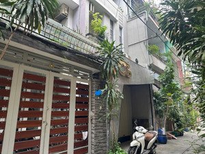 gấp bán chdv vip bùi thị xuân, p. bến thành, q.1, dòng tiền 80tr/ tháng