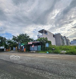 hiếm bán đất mặt tiền đường lò lu dt 73m2 chỉ 8.x tỷ (tlcc) gần nguyễn xiển vinhomes q9