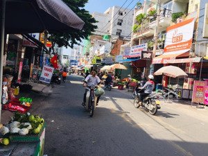 mặt tiền kinh doanh chợ phường tân quý dt 4mx18m 1 lầu giá 8,9 tỷ