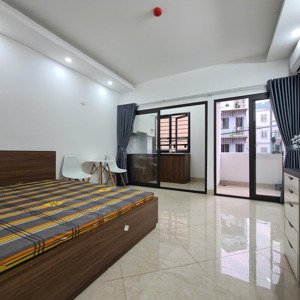 phòng studio 30m2 có bếp và ban công tách riêng thoáng đẹp