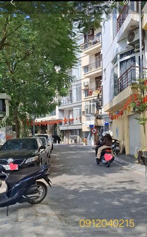 hiếm - vũ miên - cách ô tô tránh 20m - ba bước chân ra đến hồ tây - ngõ thông các ngả - thang máy