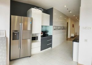 bán căn hộ diamond flower tower, đông nam, 175m2, 15 tỷ vnd, nội thất đầy đủ,3pn, 2wc lh 