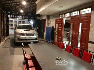 bán nhà sơn kỳ, xe hơi đậu trong nhà, dtsd lên tới 254m2, 5pn, nhiều tiện ích xung quanh