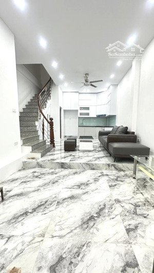 bán nhà phường vĩnh hưng - ngõ rộng, cách ô tô 10m - 5 tầng - chủ thiện chí bán - giá 5.9 tỷ !