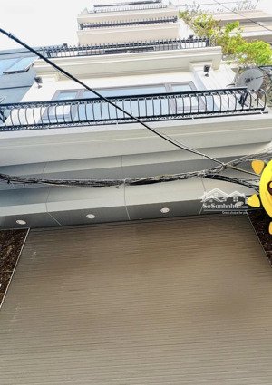 nhà đẹp phố trung kính 55m2 x 5t, kinh doanh, gần phố, ô tô đỗ cửa, giá 15 tỷ.