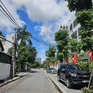 chính chủ bán đất ngõ 195 phúc lợi - long biên dt 68m2 lô góc mặt tiện rộng -đường 2 ô tô tránh