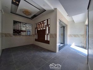 nhà mới xây kdc ven sông đường nguyễn bình, nhà bè.